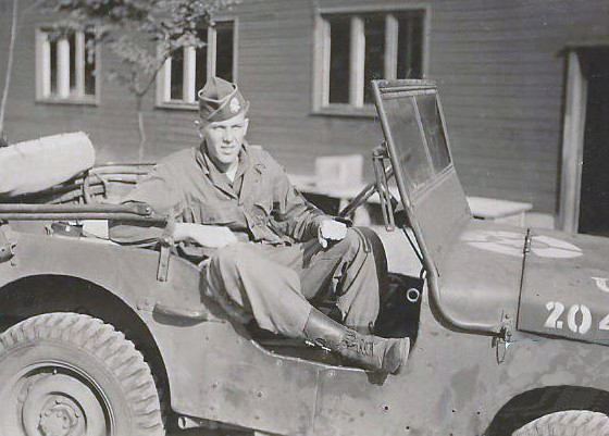 Pfc. Medinger Magonigle in Berlin 1945